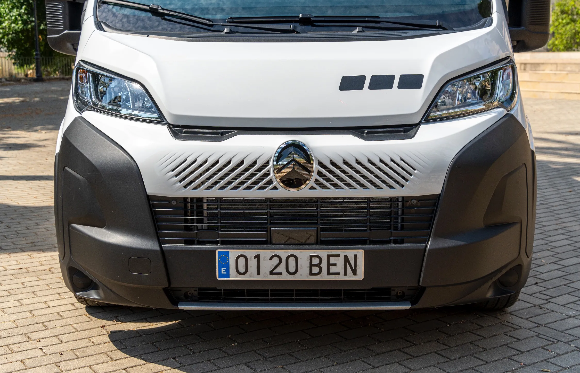 Frontal Citroën de la Benimar Benivan 120 UP